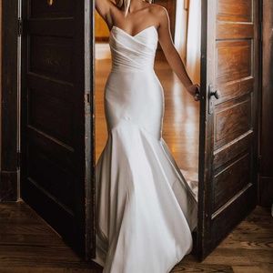 Essence of Australia wedding dress